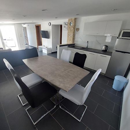 Apartman Nella Biograd Na Moru Exterior photo